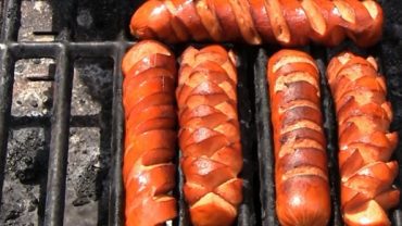 How To Grill Hotdogs On A Gas Grill