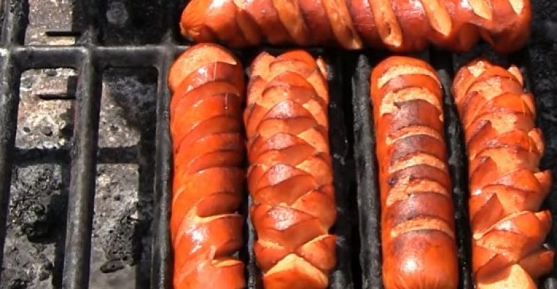 How To Grill Hotdogs On A Gas Grill