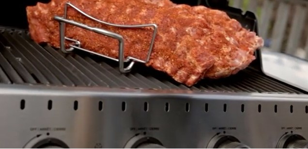 How To Use A Rib Rack On A Gas Grill