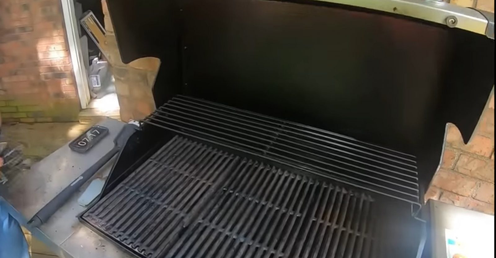 How to Clean Char Broil Infrared Grill Grates
