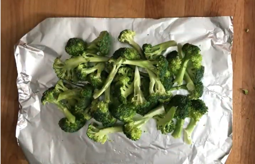 How to Cook Broccoli on the Grill in Foil