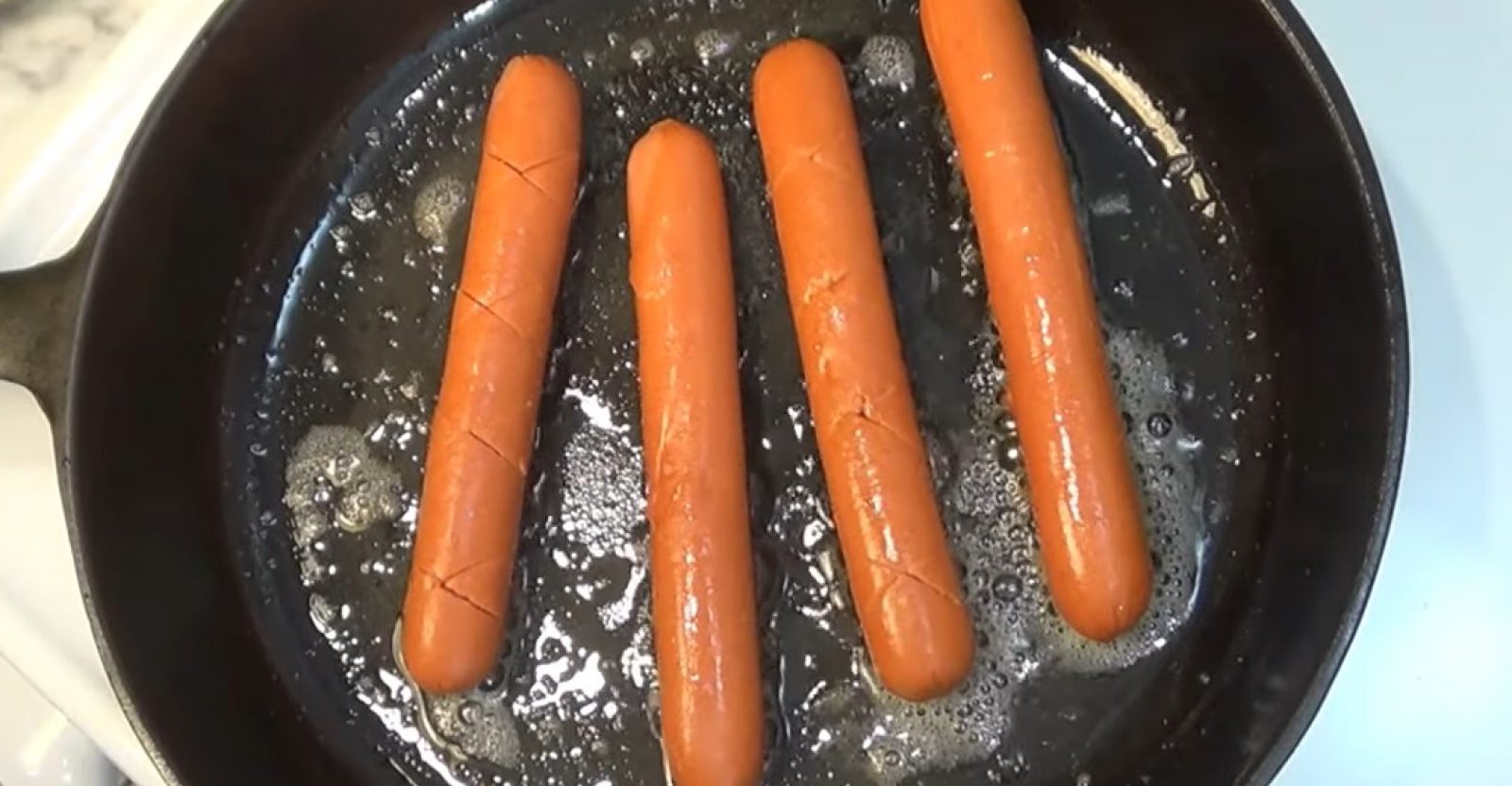 How to Make Grilled Hot Dogs without a Grill