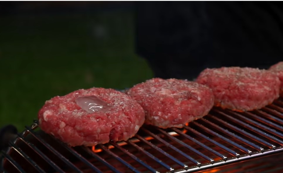 Why Put an Ice Cube on a Burger when Grilling