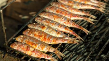 Do You Flip Fish When Grilling