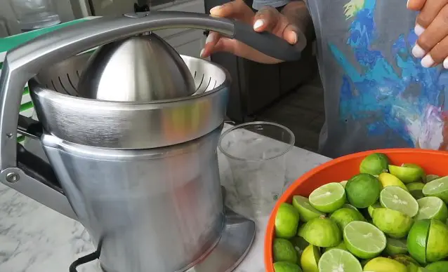 How to Juice a Key Lime