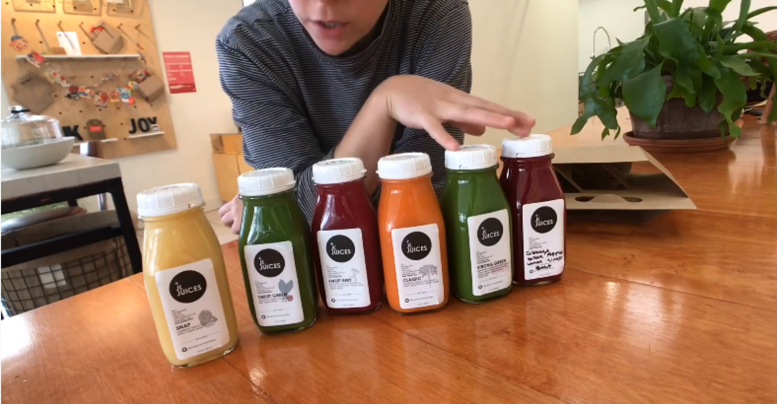 How to Juice Cleanse At Home