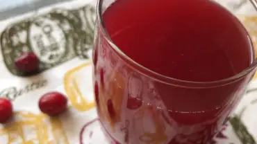 How to Make Cranberry Juice With Fresh Cranberries