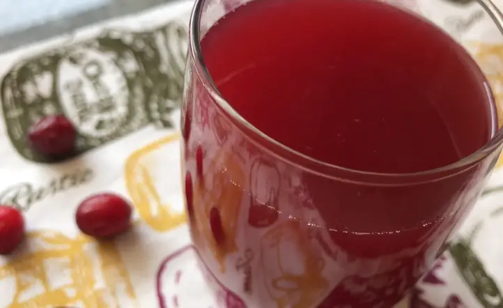 How to Make Cranberry Juice With Fresh Cranberries