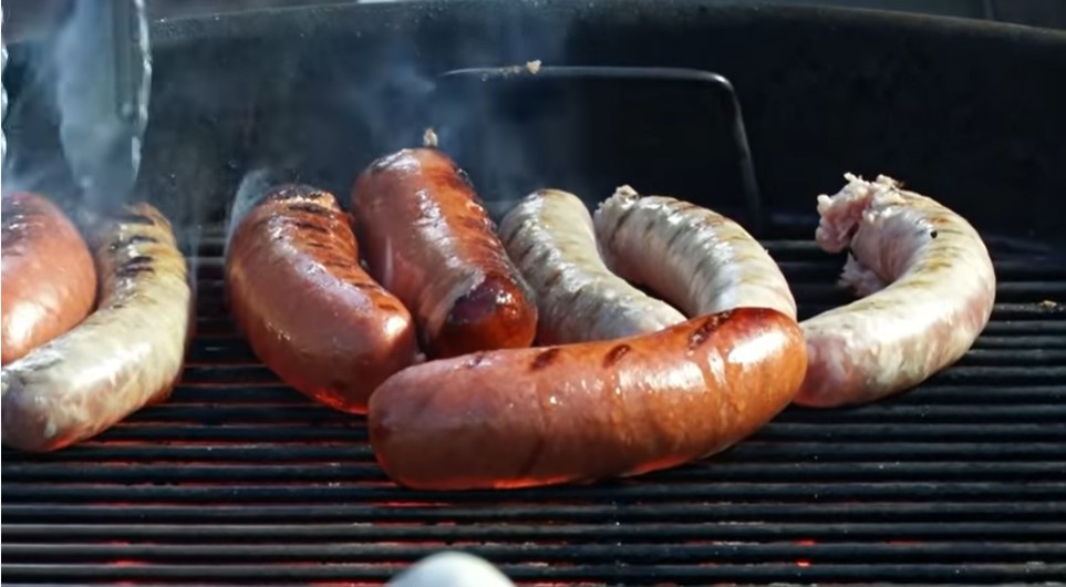 How Long to Grill Beer Brats