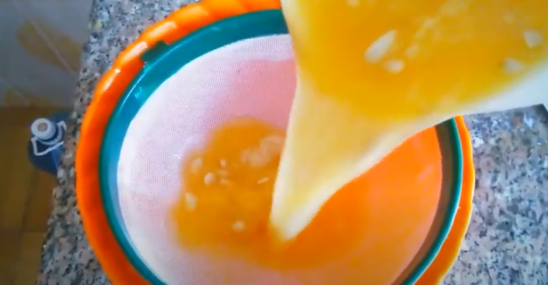 How To Juice Oranges With A Juicer