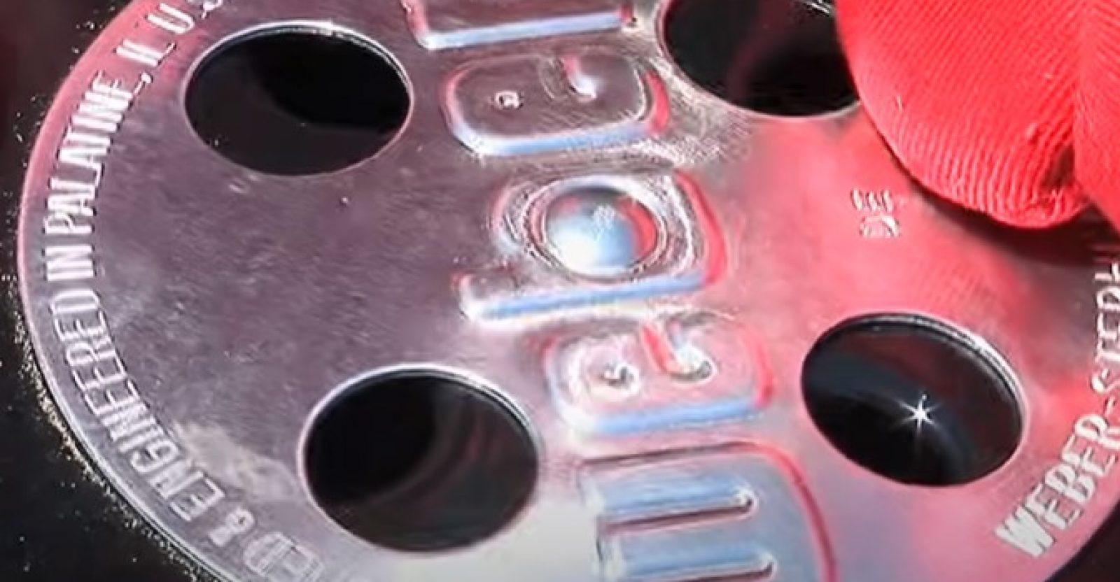 Do You Keep The Vents Open When Grilling