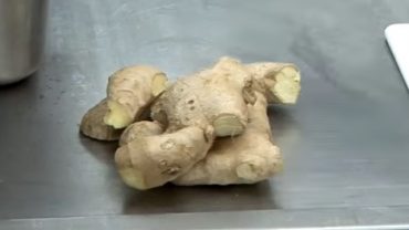 How to Juice Ginger Root