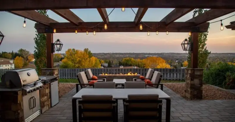Designing an Outdoor Kitchen and Dining Area for Your Home